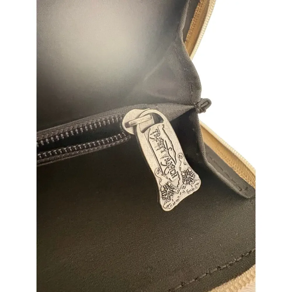 TRINITY RANCH HAIR-ON COWHIDE SADDLE SHAPE WALLET - Picture 7 of 11